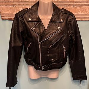 90’s Motorcycle Black Leather Belted Cropped Jacket Women Size M Bust 36”